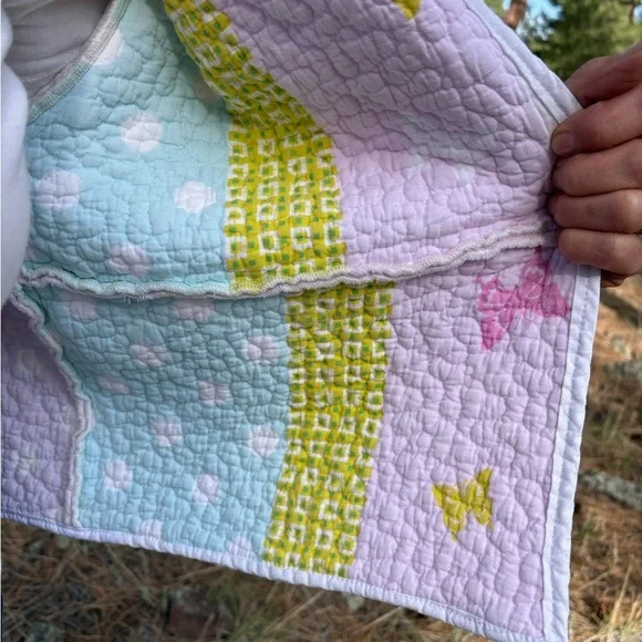 Upcycled from a quilt pastel pink and flower crop jacket - Picture 8 of 11